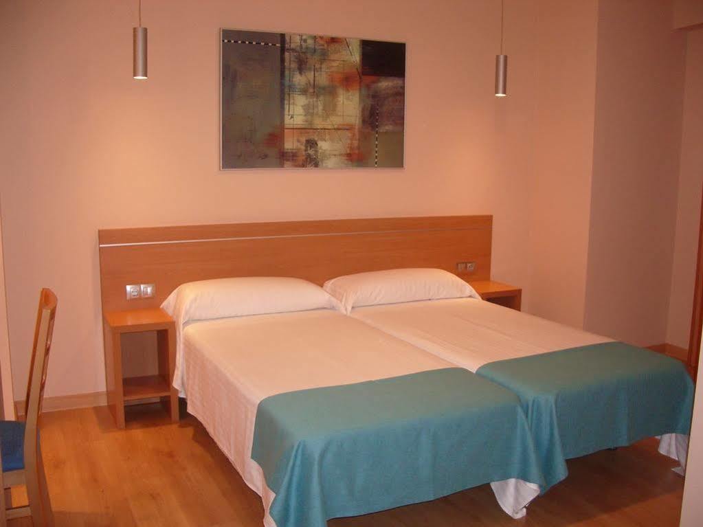 Hostal Aralar Aizoáin Zewnętrze zdjęcie